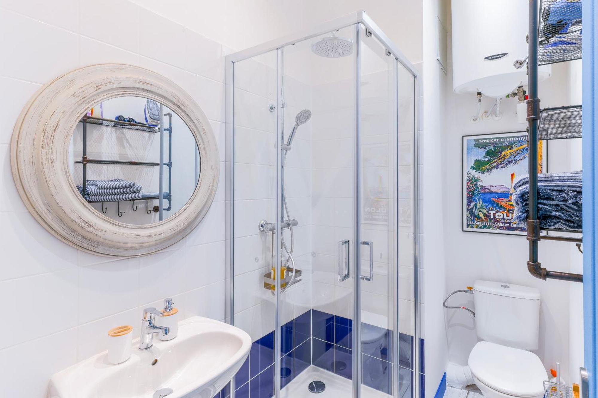 Studio Bleu 29M2, 120M Vieux-Port , Clim ,Wifi, Acces Autonome Avec Code Marsiglia Esterno foto